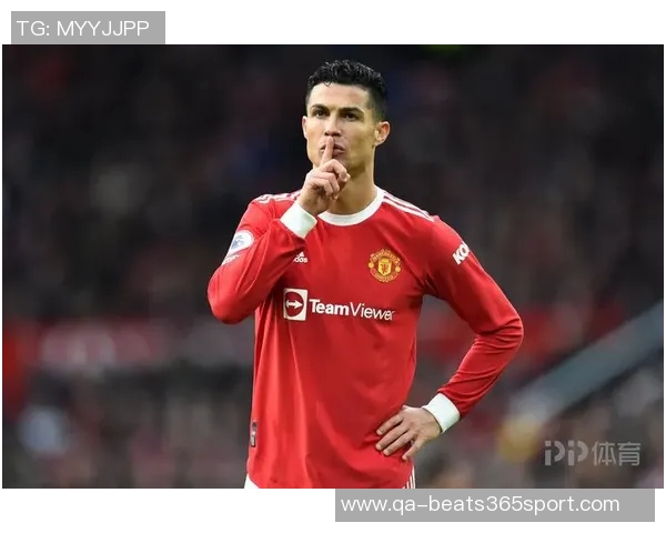 四十岁C罗社交媒体分享新照依旧帅气时尚引人注目